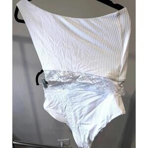 Stylish Ribbed One-Shoulder Swimsuit by BEACH RIOT, Size XL